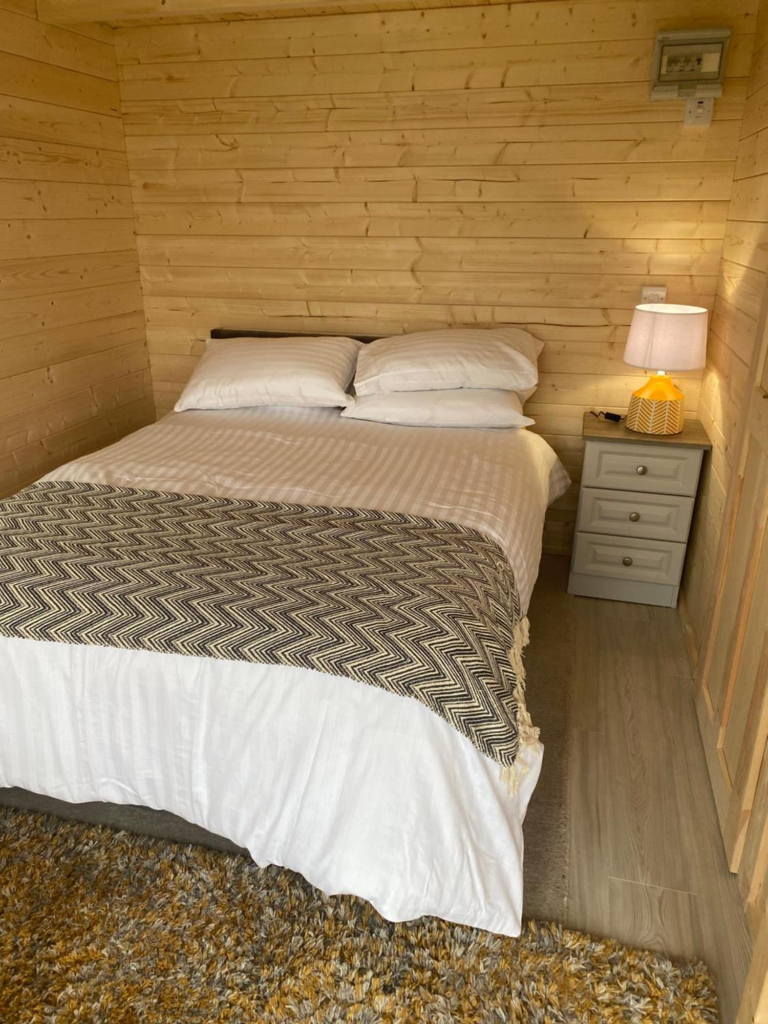 Country Cabin Mullagh  Экстерьер фото